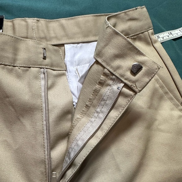 Authentic school uniform brand khaki shorts size boy's 16 NWT - Picture 5 of 14